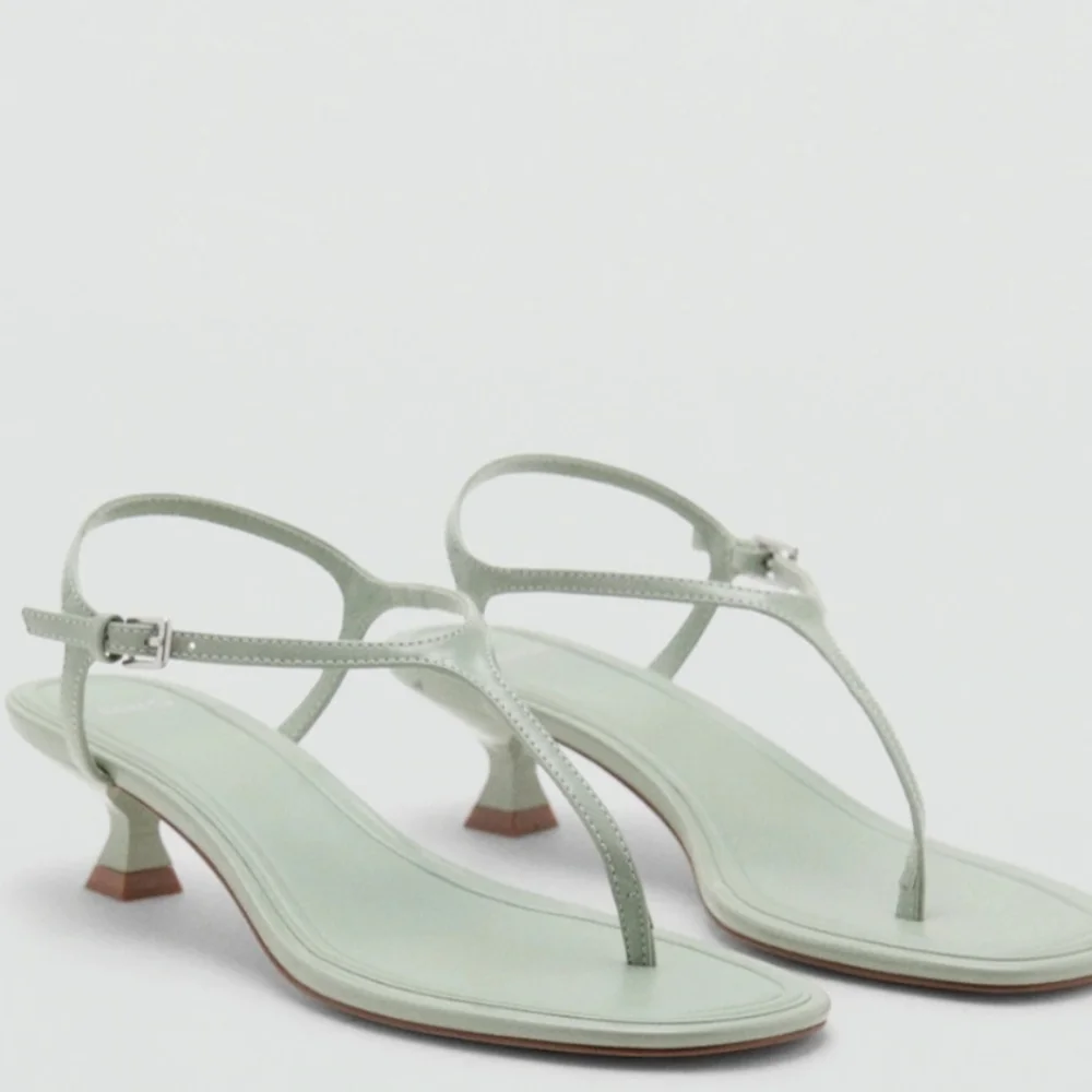 Mango T Strap Kitten Heels - Picture 2 of 4